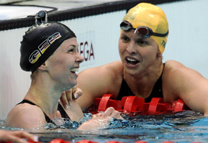 Britta Steffen and Libby Trickett after the final of the 100 free at the Beijing Olympics